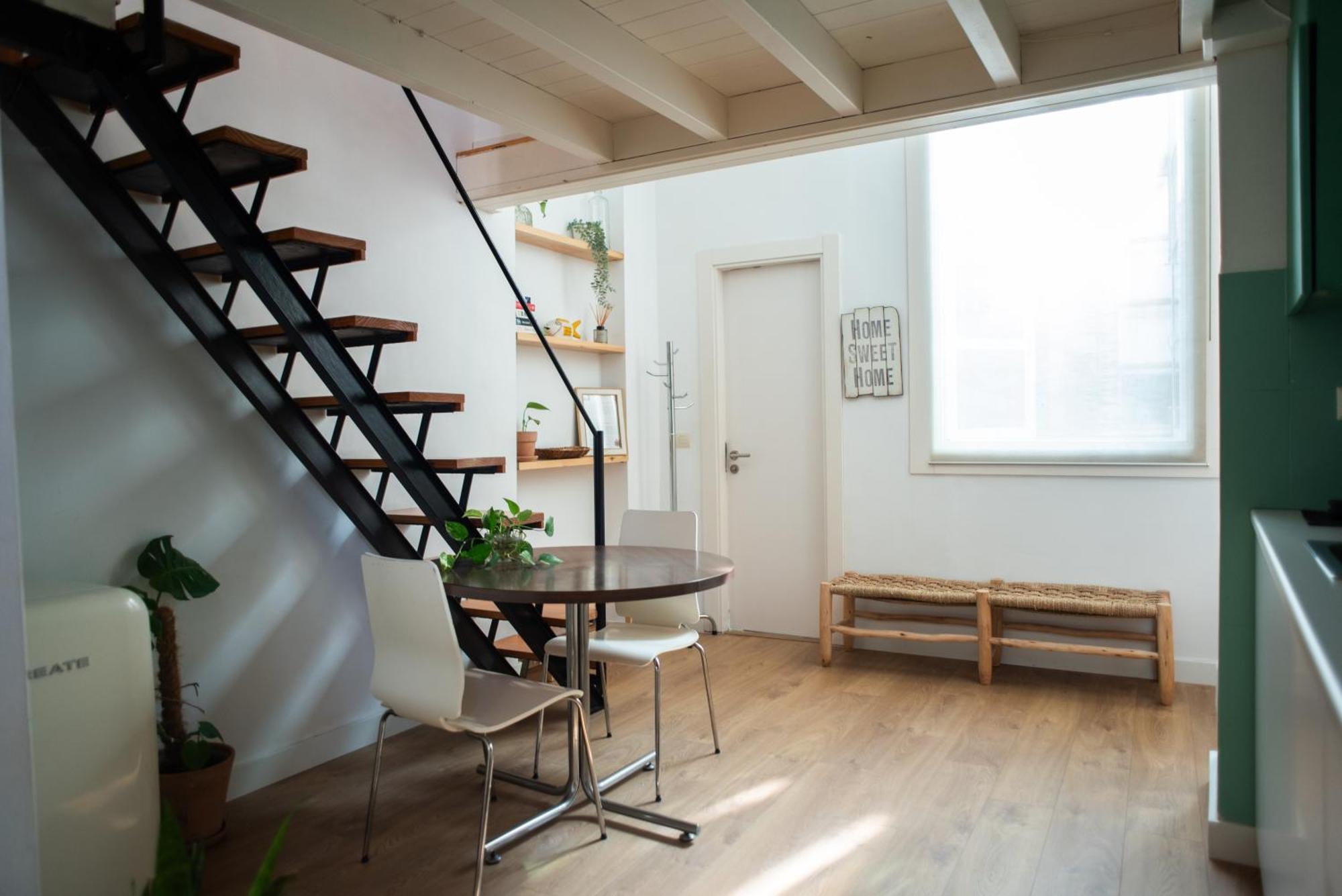 Cozy & Quiet Apartment In The Center Малага Екстериор снимка